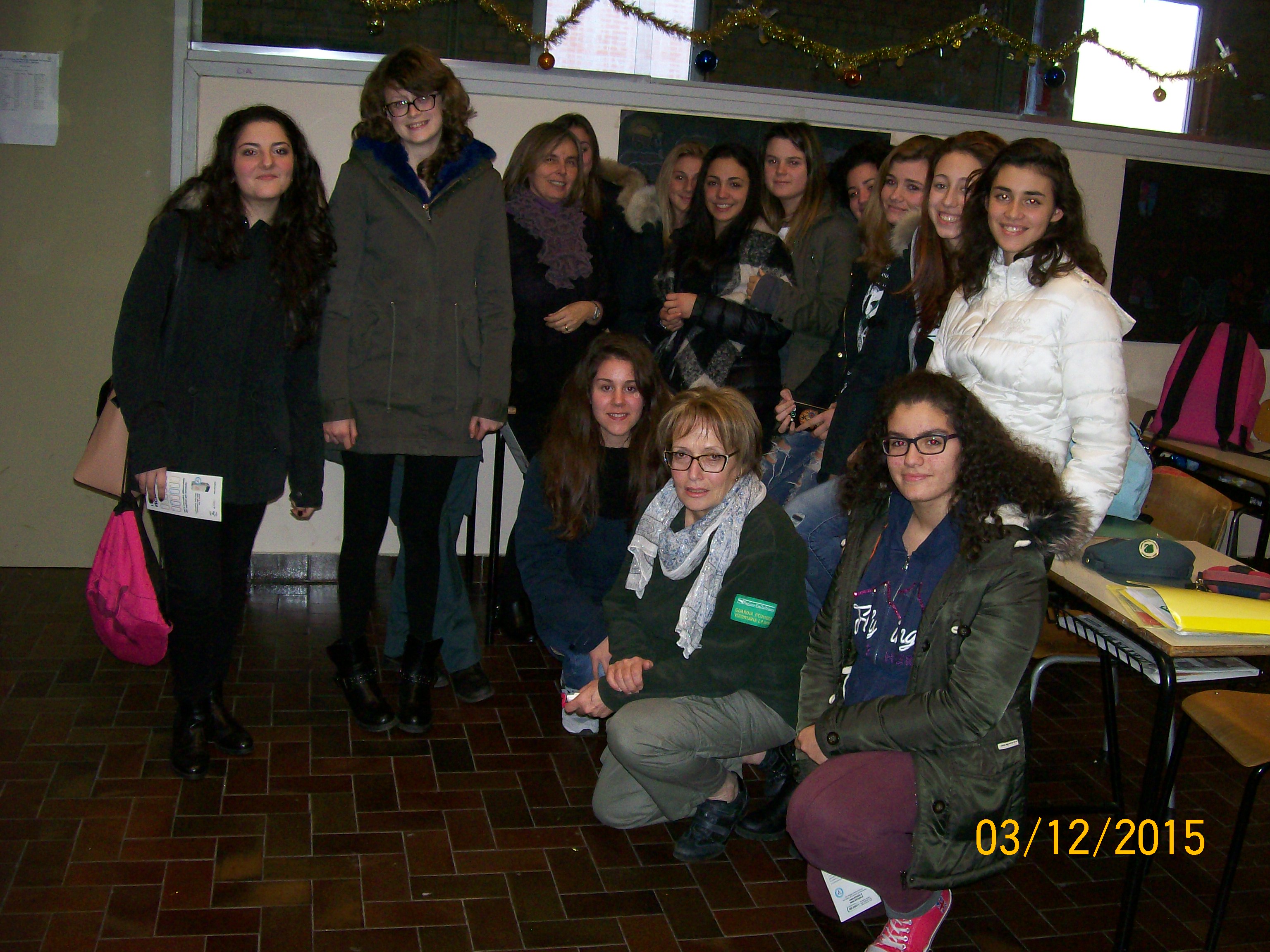 lezione nella classe 2D 03.12.2015 100 8093